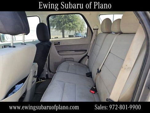 Used 2011 Ford Escape XLT image 7
