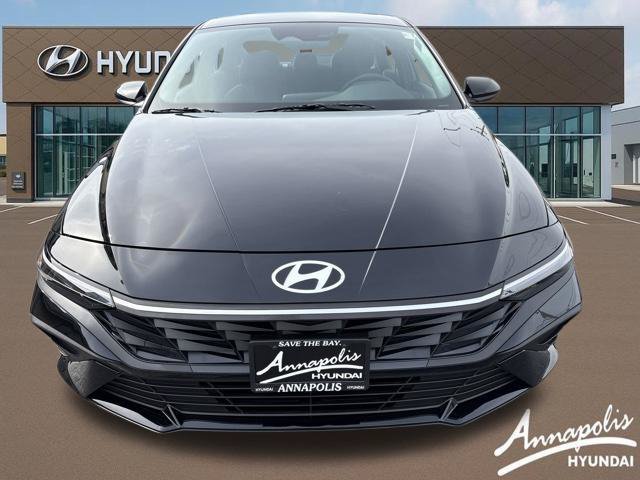 Used 2026 Hyundai Elantra Sport FWD image 3
