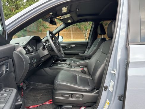 Used 2023 Honda Passport EX-L image 8