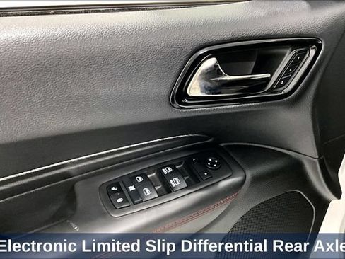 Used 2023 Dodge Durango R/T w/ Tow 'N Go Group AWD/4WD image 47