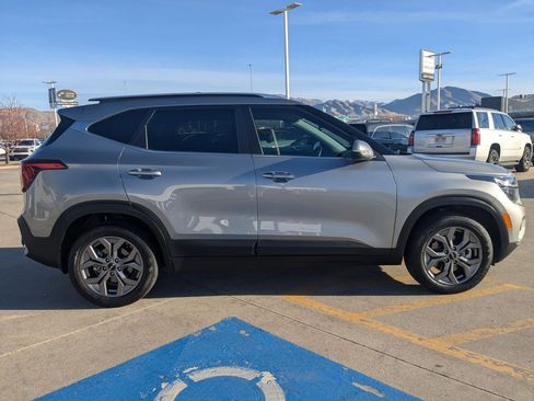 Certified 2024 Kia Seltos S image 6