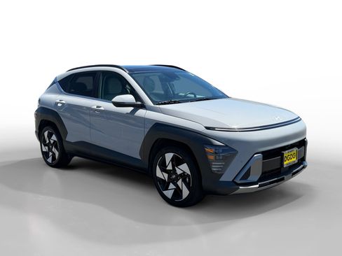 Used 2024 Hyundai Kona Limited FWD image 7