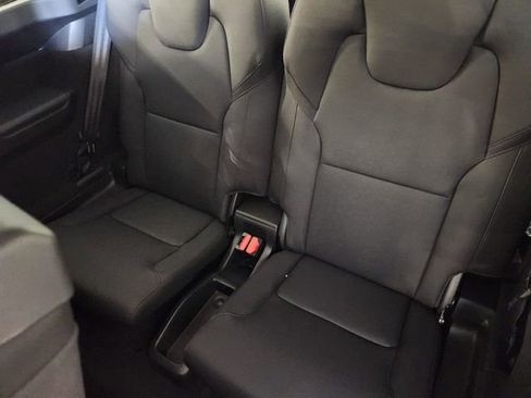 New 2025 Volvo XC90 B6 Plus w/ Protection Package Premier image 32