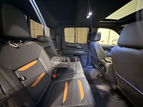 Used 2023 GMC Sierra 1500 AT4 w/ AT4 Premium Package image 34