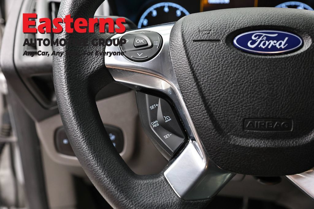 Used 2021 Ford Transit Connect XLT FWD image 14