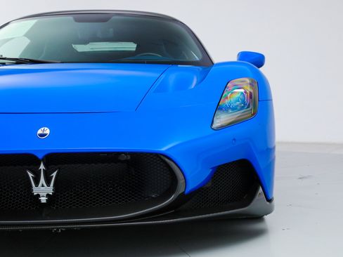 Certified 2022 Maserati MC20 Coupe RWD image 9