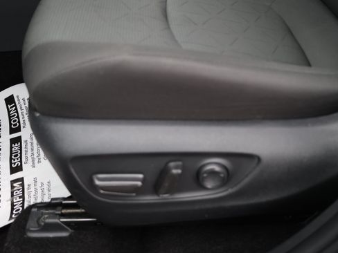 Certified 2024 Toyota RAV4 XLE FWD image 23