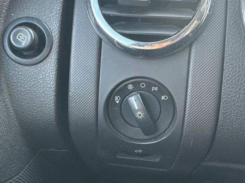 Used 2008 Ford Explorer Sport Trac Limited image 16