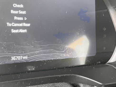 Used 2023 Jeep Grand Cherokee Altitude image 12