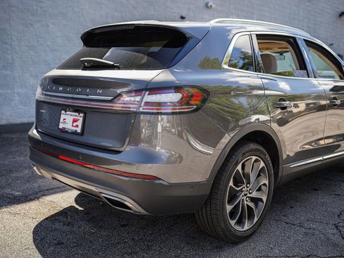 Used 2023 Lincoln Nautilus Reserve w/ Equipment Group 201A image 15