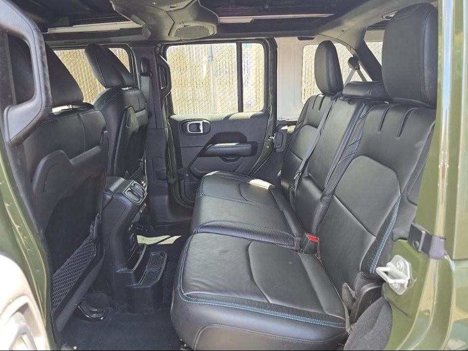 Used 2024 Jeep Wrangler High Altitude AWD/4WD image 10