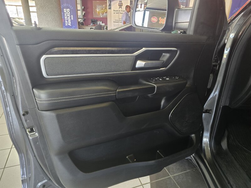 Used 2022 RAM 1500 Big Horn AWD/4WD image 7