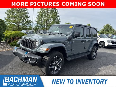 Used 2024 Jeep Wrangler Sport S AWD/4WD image 10