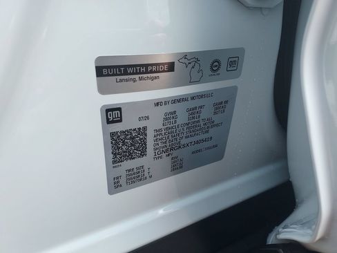 New 2026 Chevrolet Traverse LT w/ Driver Confidence Package FWD image 25