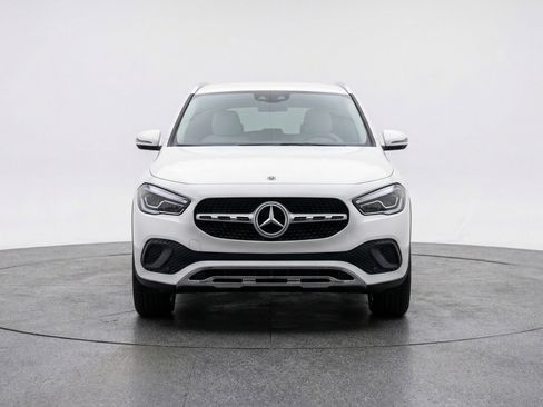 Used 2025 Mercedes-Benz GLA 250 image 2