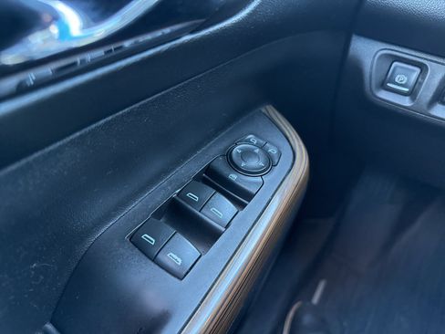 Used 2018 GMC Acadia SLE w/ LPO, Floor Liner Package image 34