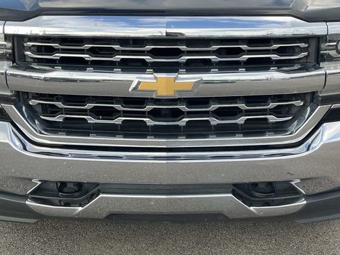 Used 2017 Chevrolet Silverado 1500 LTZ w/ Sport Package AWD/4WD image 8