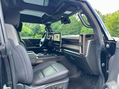 Used 2025 GMC Hummer EV 3X AWD/4WD image 46