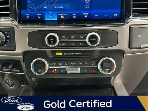 Certified 2022 Ford F250 Platinum image 17