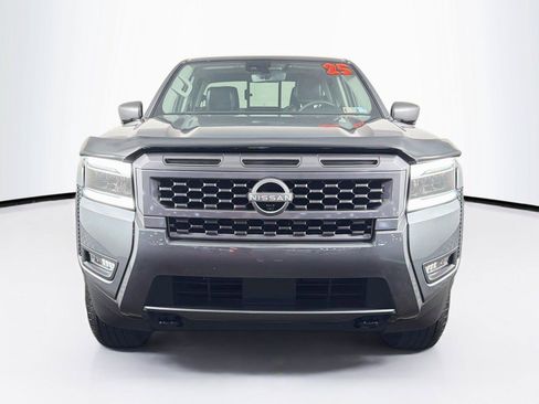 Used 2025 Nissan Frontier SL AWD/4WD image 6