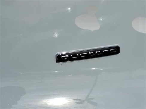 Used 2025 Audi Q5 Premium w/ Convenience Package image 6