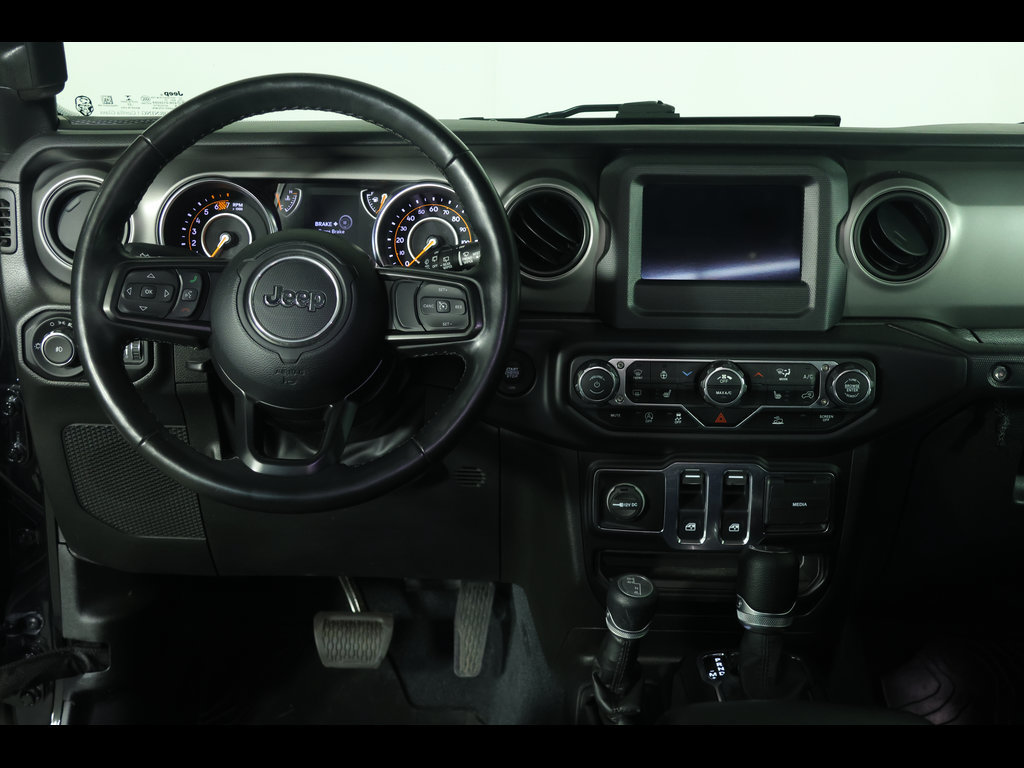 Used 2022 Jeep Wrangler Sport AWD/4WD image 15