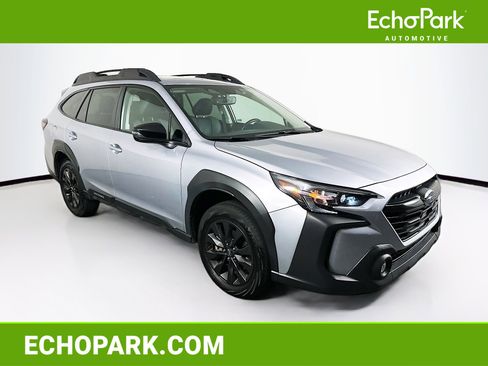 Used 2025 Subaru Outback Onyx Edition AWD/4WD image 1