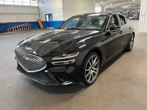Used 2025 Genesis G70 2.5T RWD image 7