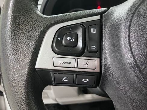 Used 2017 Subaru Forester 2.5i w/ Alloy Wheel Package image 11