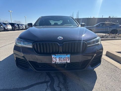 Used 2023 BMW M550i xDrive w/ Executive Package image 9