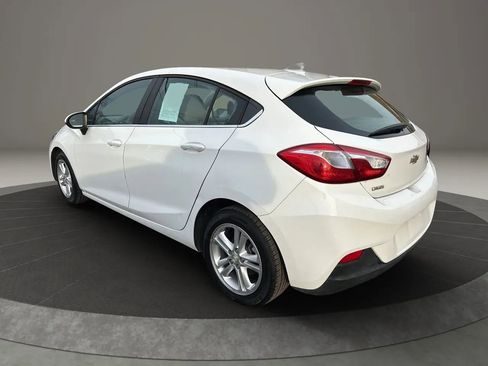 Used 2017 Chevrolet Cruze LT image 7