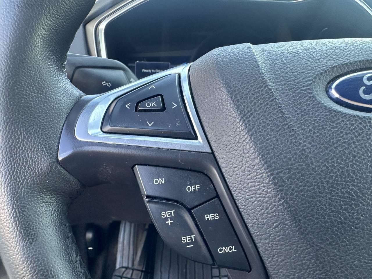 Used 2014 Ford Fusion SE w/ Equipment Group 502A FWD image 19
