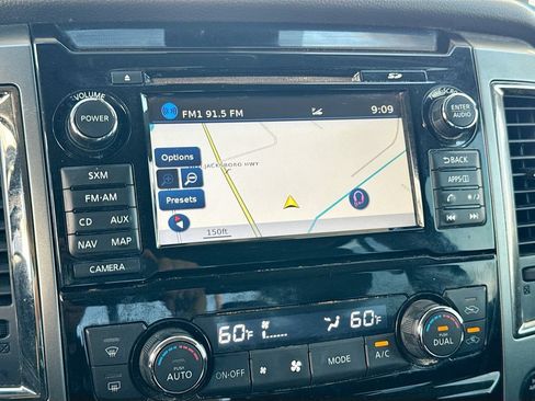 Used 2017 Nissan Titan Platinum Reserve AWD/4WD image 16