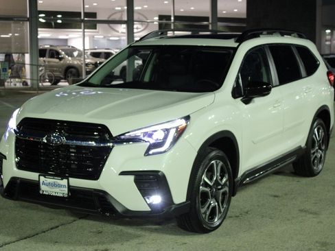 Certified 2025 Subaru Ascent Limited image 1