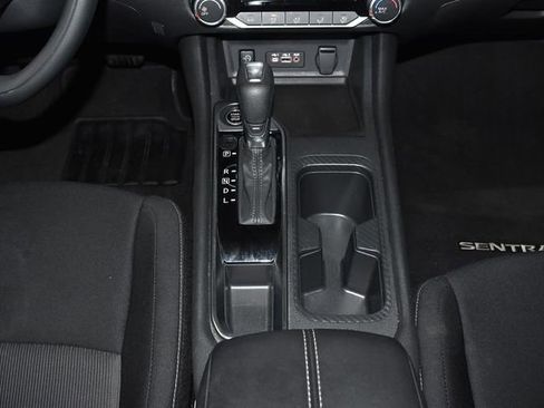 Used 2024 Nissan Sentra SV image 17