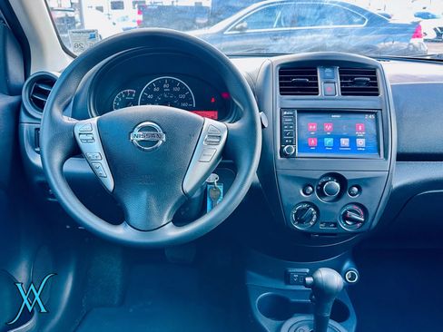 Used 2019 Nissan Versa S Plus FWD image 28
