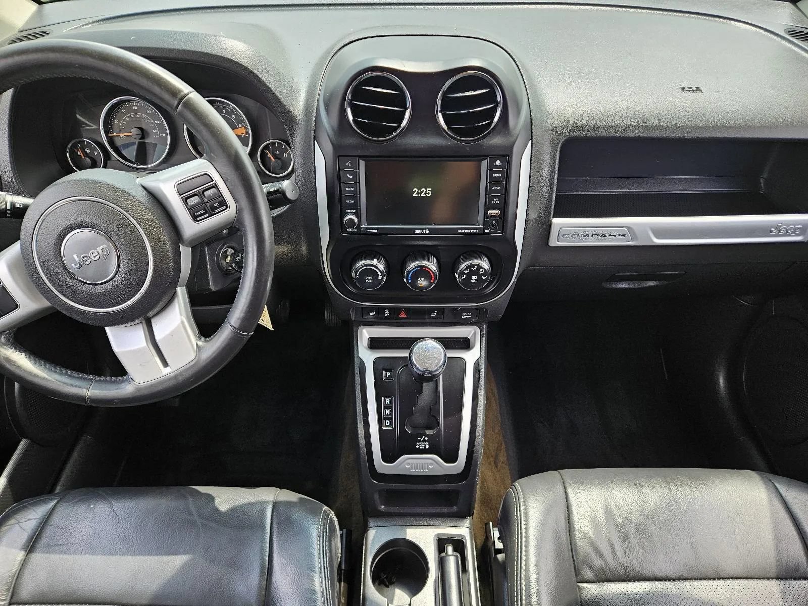 Used 2017 Jeep Compass High Altitude AWD/4WD image 14
