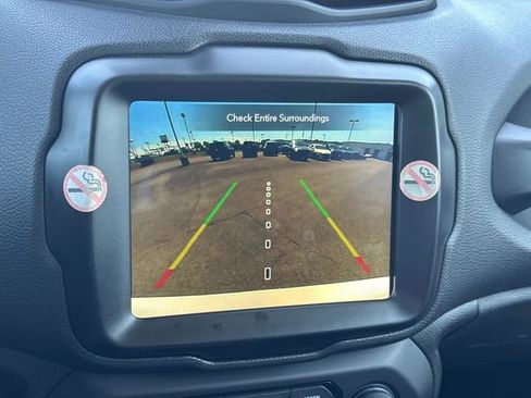 Used 2023 Jeep Renegade Trailhawk AWD/4WD image 35
