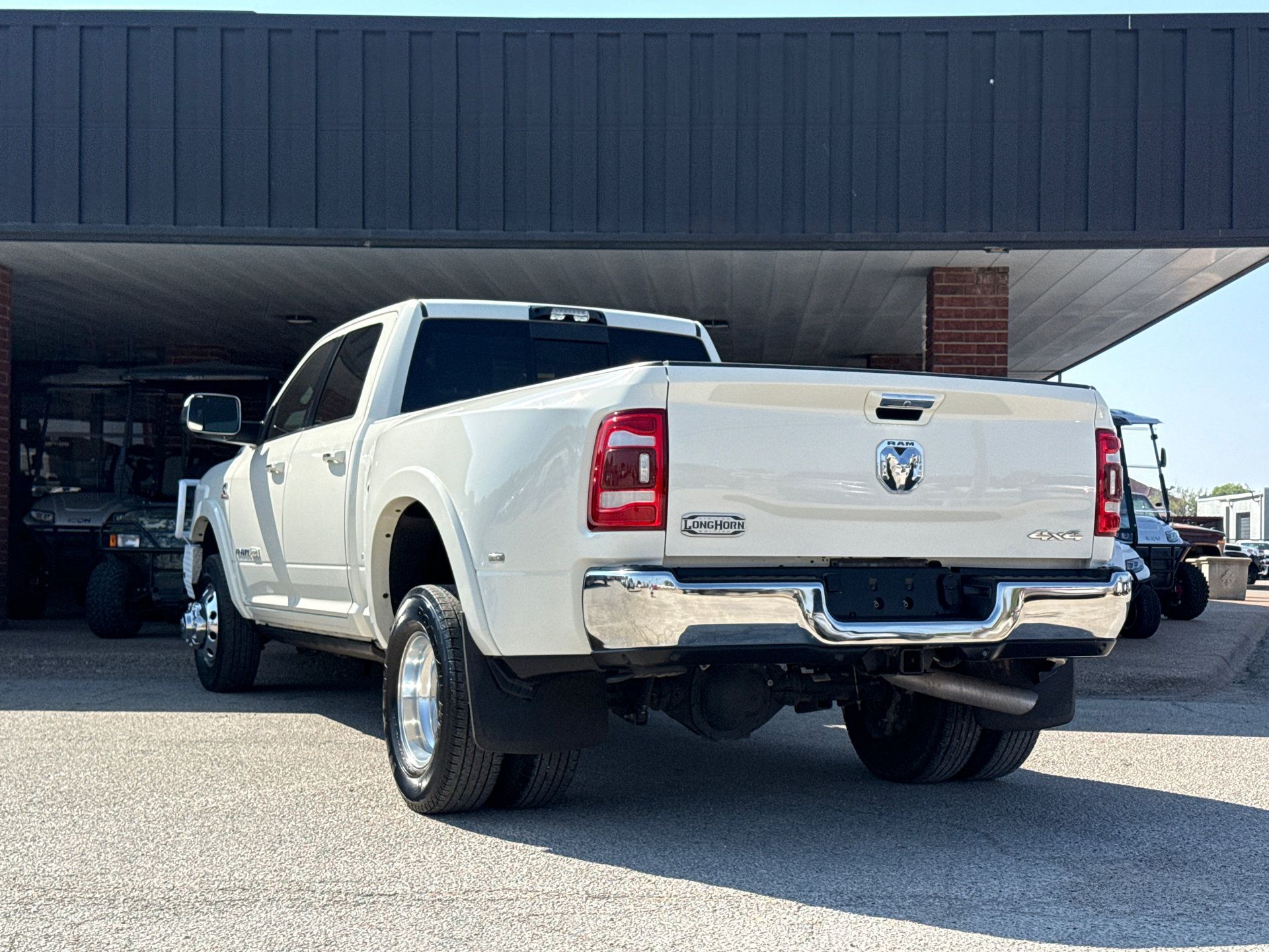 Used 2022 RAM 3500 Limited AWD/4WD image 8