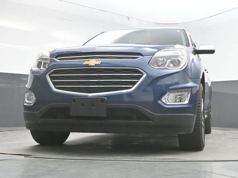 Used 2017 Chevrolet Equinox Premier w/ Enhanced Convenience Package AWD/4WD image 22