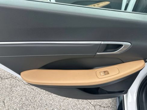 Used 2021 Hyundai Sonata Limited FWD image 25