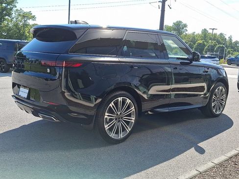 New 2026 Land Rover Range Rover Sport Dynamic SE AWD/4WD image 3