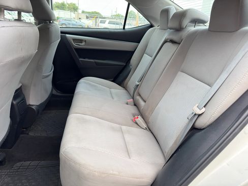 Used 2016 Toyota Corolla LE FWD image 17