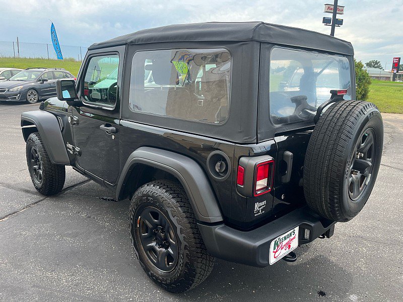 Used 2020 Jeep Wrangler Sport AWD/4WD image 6