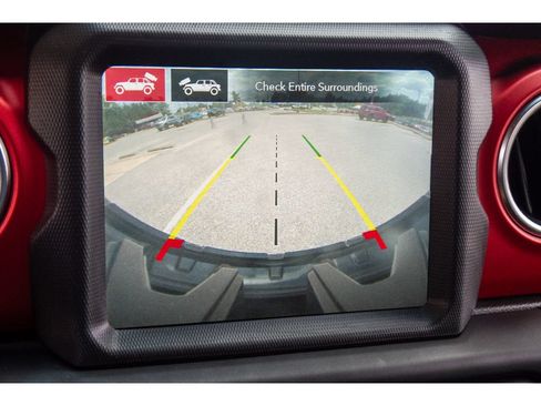 Used 2021 Jeep Wrangler Unlimited Rubicon AWD/4WD image 23