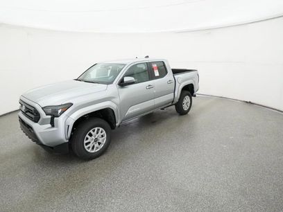 New 2025 Toyota Tacoma SR5