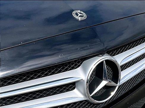 Used 2018 Mercedes-Benz C 300 4MATIC Sedan image 27