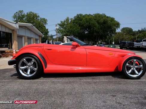 Used 1999 Plymouth Prowler RWD image 9