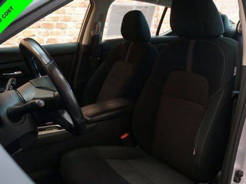 Certified 2022 Nissan Sentra SV image 10