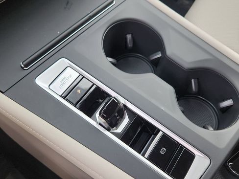 New 2026 Volkswagen Atlas SE AWD/4WD image 11